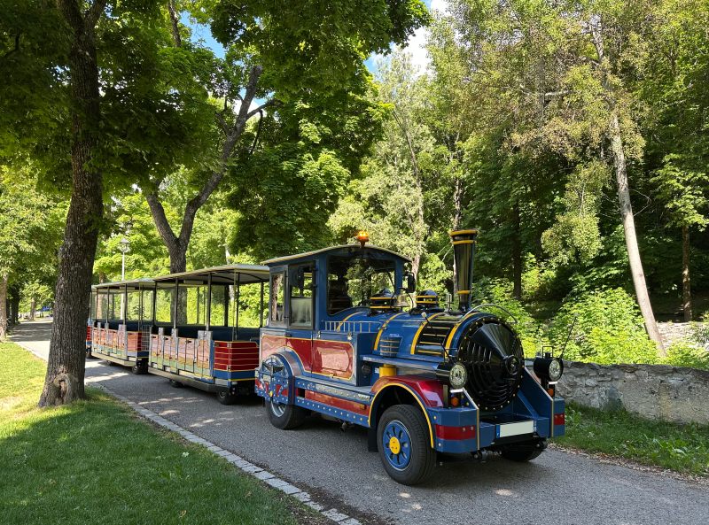 Petit train de Briançon au Parc de la Schappe